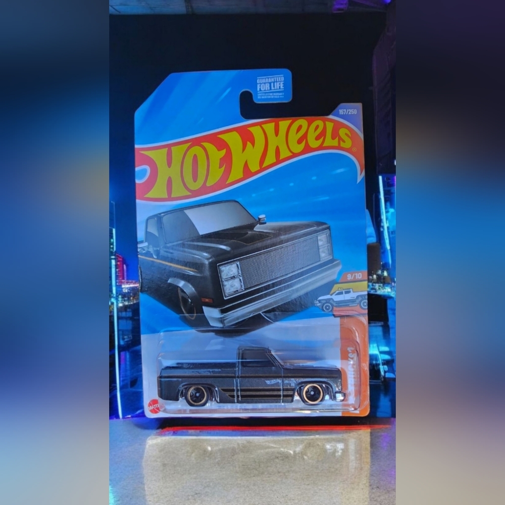 Hot Wheels Chevy Silverado